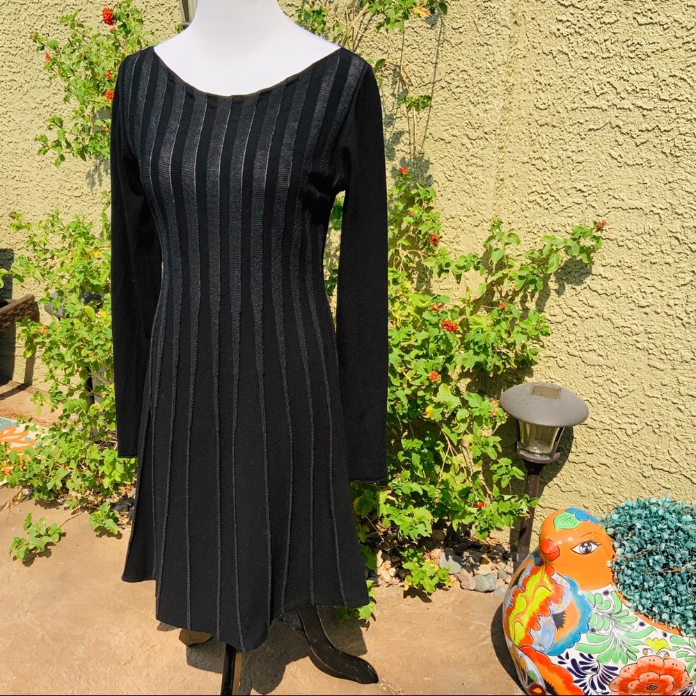 Sarah Pacini Made in Italy Black MIDI Dress